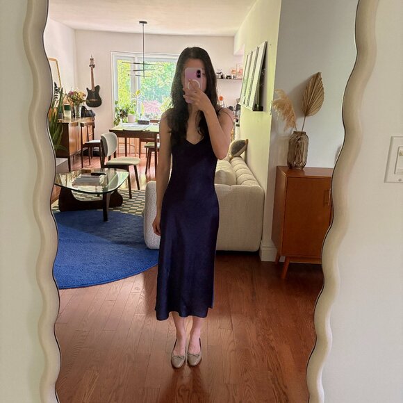 Aritzia Wilfred Only Slip Dress - Picture 4 of 9